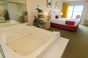 Premium bedding, iron/ironing board, free WiFi, bed sheets