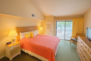 2 bedrooms, premium bedding, iron/ironing board, free WiFi