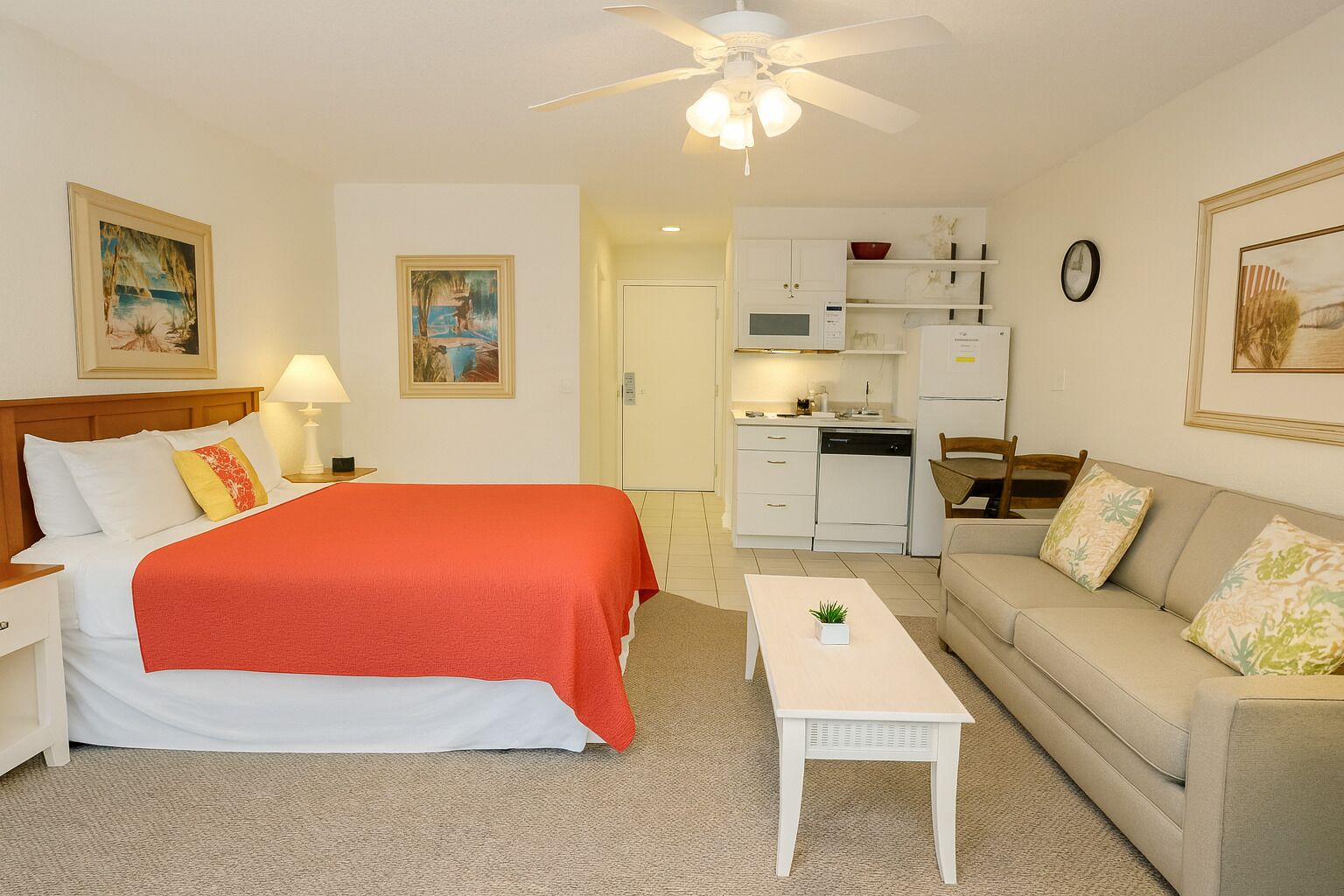 Rom | Sengetøy av topp kvalitet, strykejern/-brett og wi-fi (inkludert)