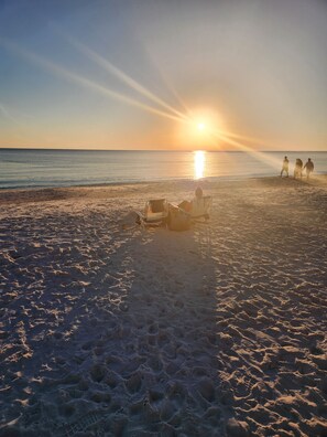 Nära stranden och strandhanddukar