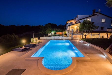 Outdoor pool, a heated pool. Istrian Tavern with Shared Pool