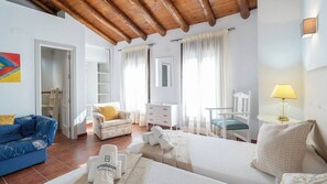 2 habitaciones, cuna de viaje y wifi
