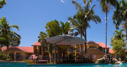 La Villa Beach Rd Pets under 10kg 3 nts min call before booking O466573617