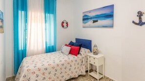 3 bedrooms, iron/ironing board, travel crib, WiFi