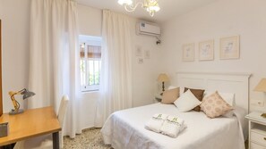 3 bedrooms, iron/ironing board, travel cot, WiFi