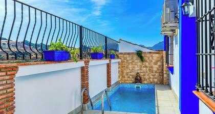 Casa de Teones con piscina privada Montecorto by Ruralidays