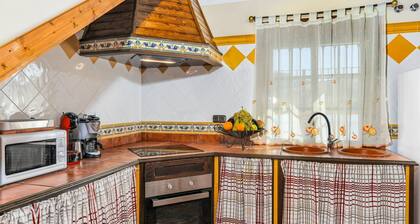 Casa de Teones con piscina privada Montecorto by Ruralidays