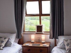 3 bedrooms, free WiFi, bed sheets