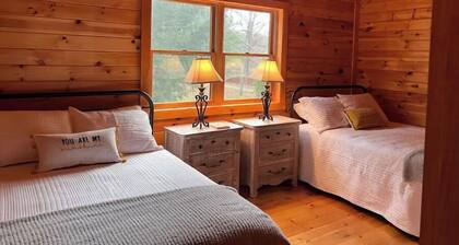 Elk/trout/hunting/star gazing 4 bdrm, 2 bath cabin