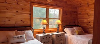 Elk/trout/hunting/star gazing 4 bdrm, 2 bath cabin