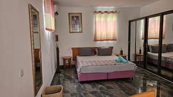 Villa | 4 slaapkamers, een strijkplank/strijkijzer, gratis wifi, beddengoed