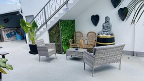 Villa | Property grounds - Spacious Private Villa With Roof top bar (Flic-en-Flac)