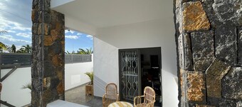 Spacious 4-bed Villa in Flic en Flac Roof top bar