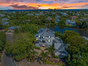 House, Smoking | 4 bedrooms - Anna Maria Beach Serenity (Anna Maria)