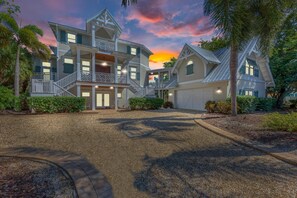 Exterior - Anna Maria Beach Serenity (Anna Maria)