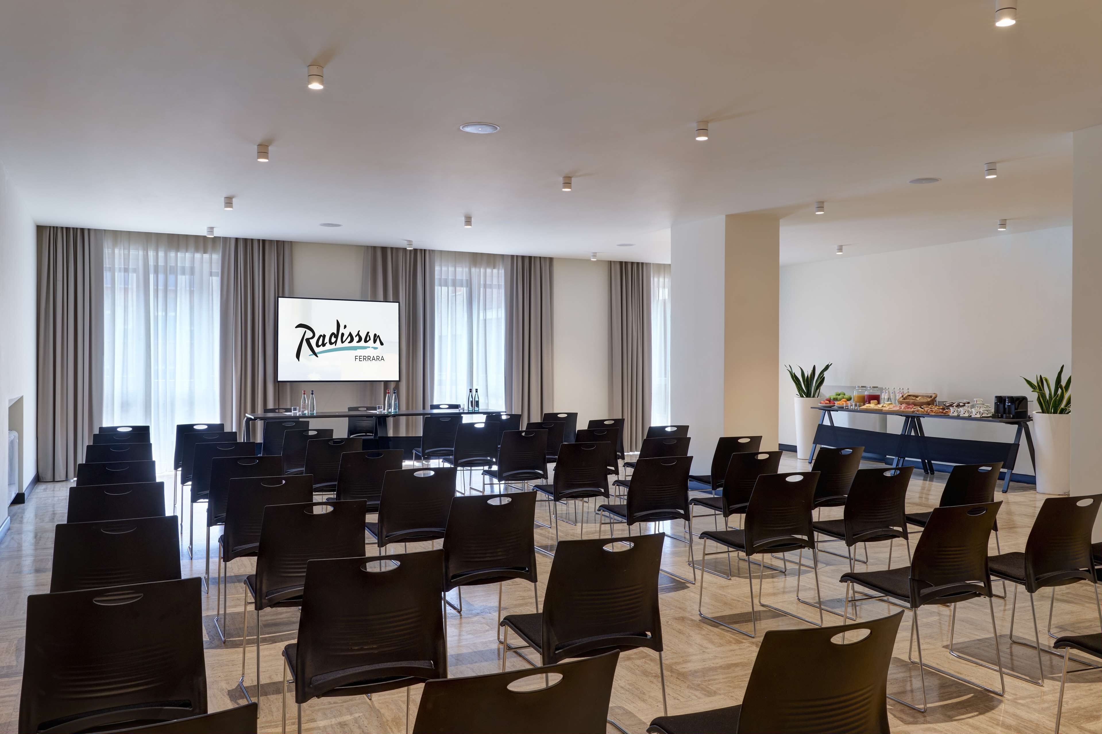 Photo - Radisson Hotel Ferrara