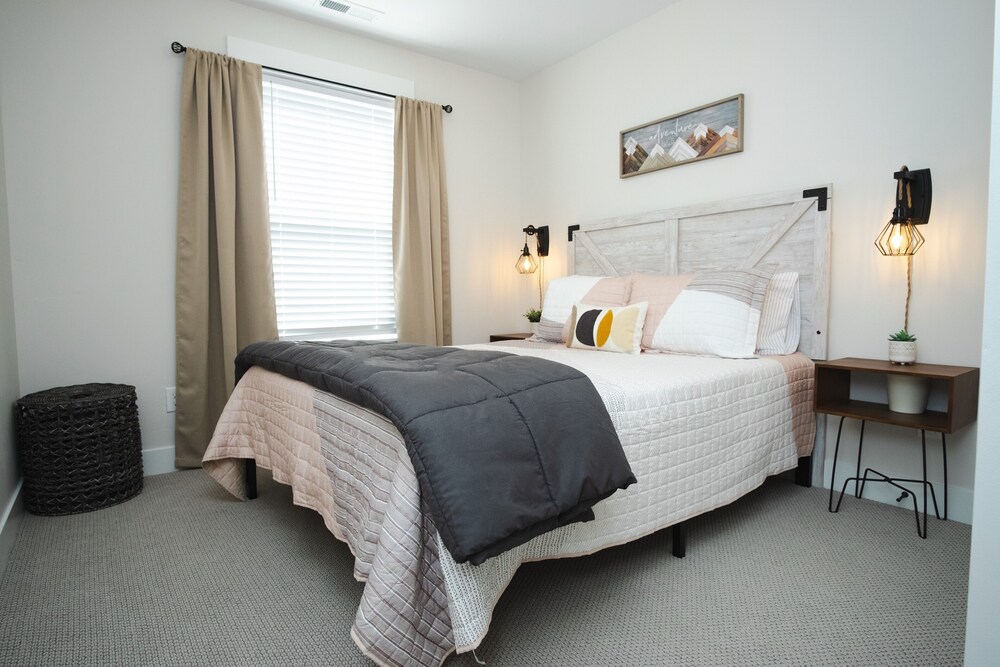 NEW 3 bedroom townhome Dog Friendly near The Jordanelle Deer Valley Park City Heber City Vrbo