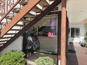 Reception - Stay Inn Motel (Harbor City)