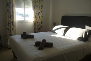 2 bedrooms, free WiFi, bed sheets