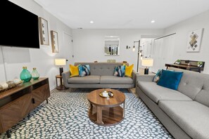 Télévision, cheminée