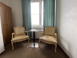 Interior - Studio Golden 16 (Hlavní mesto Praha)