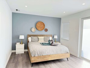 4 chambres, fer et planche à repasser, Wi-Fi, draps fournis