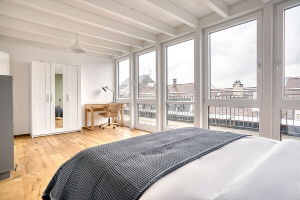 1 bedroom, iron/ironing board, WiFi, bed sheets