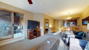 Flachbildfernseher, Kamin