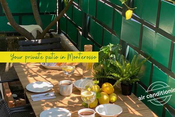 Unclassified image, 1 of 19, button