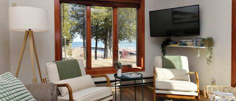 Smart TV, reproductor de DVD y oficina