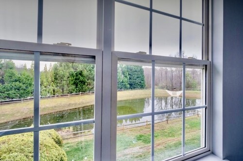 Executive & Luxury 2bedroom Townhome