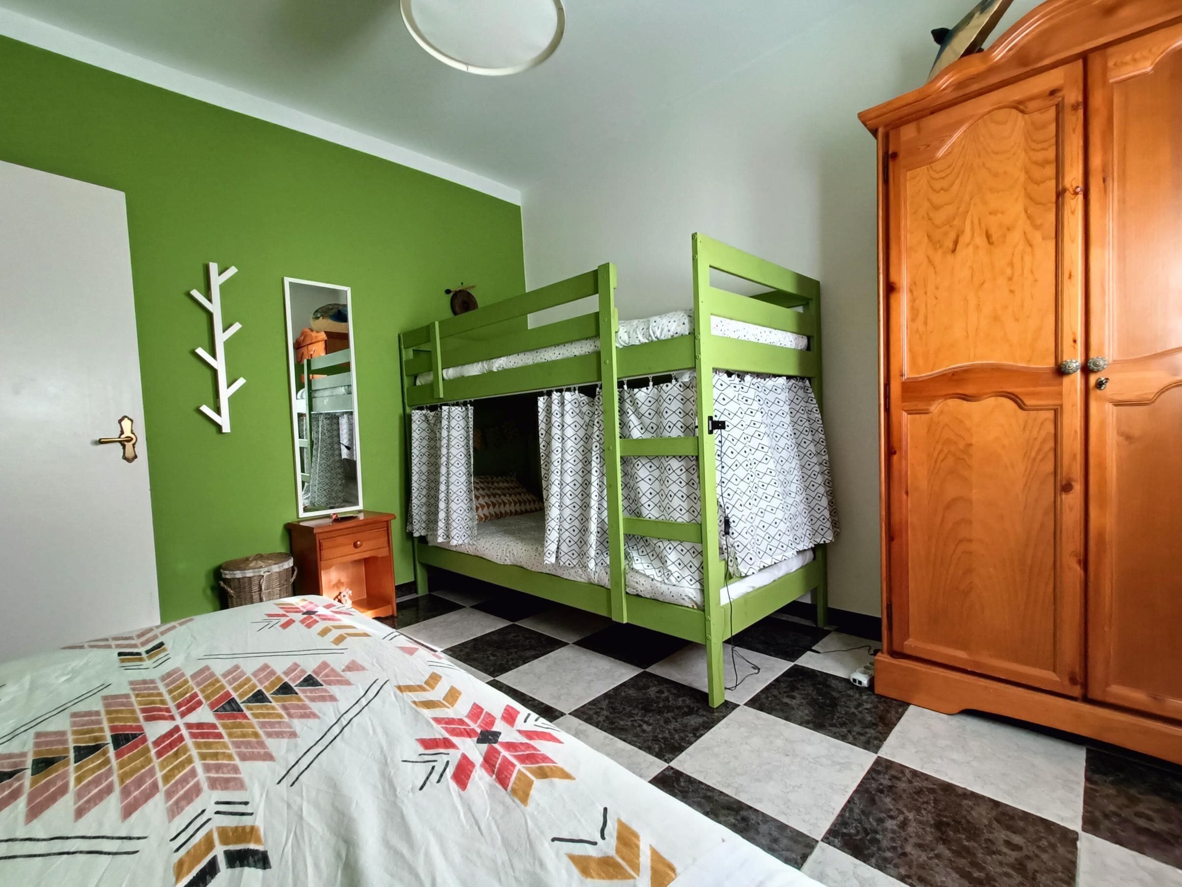 3 Schlafzimmer, Bügeleisen/Bügelbrett, WLAN, Bettwäsche