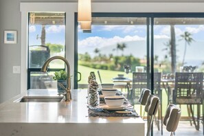 Dining - KPL 11 Modern Luxury Near Beach (Lahaina)