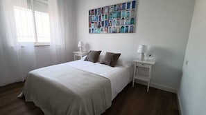 4 chambres, fer et planche Ă repasser, Wi-Fi, draps fournis