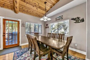 Dining - Back Yard Trails, Forest Land, Hot Tub, Game Room (South Lake Tahoe)