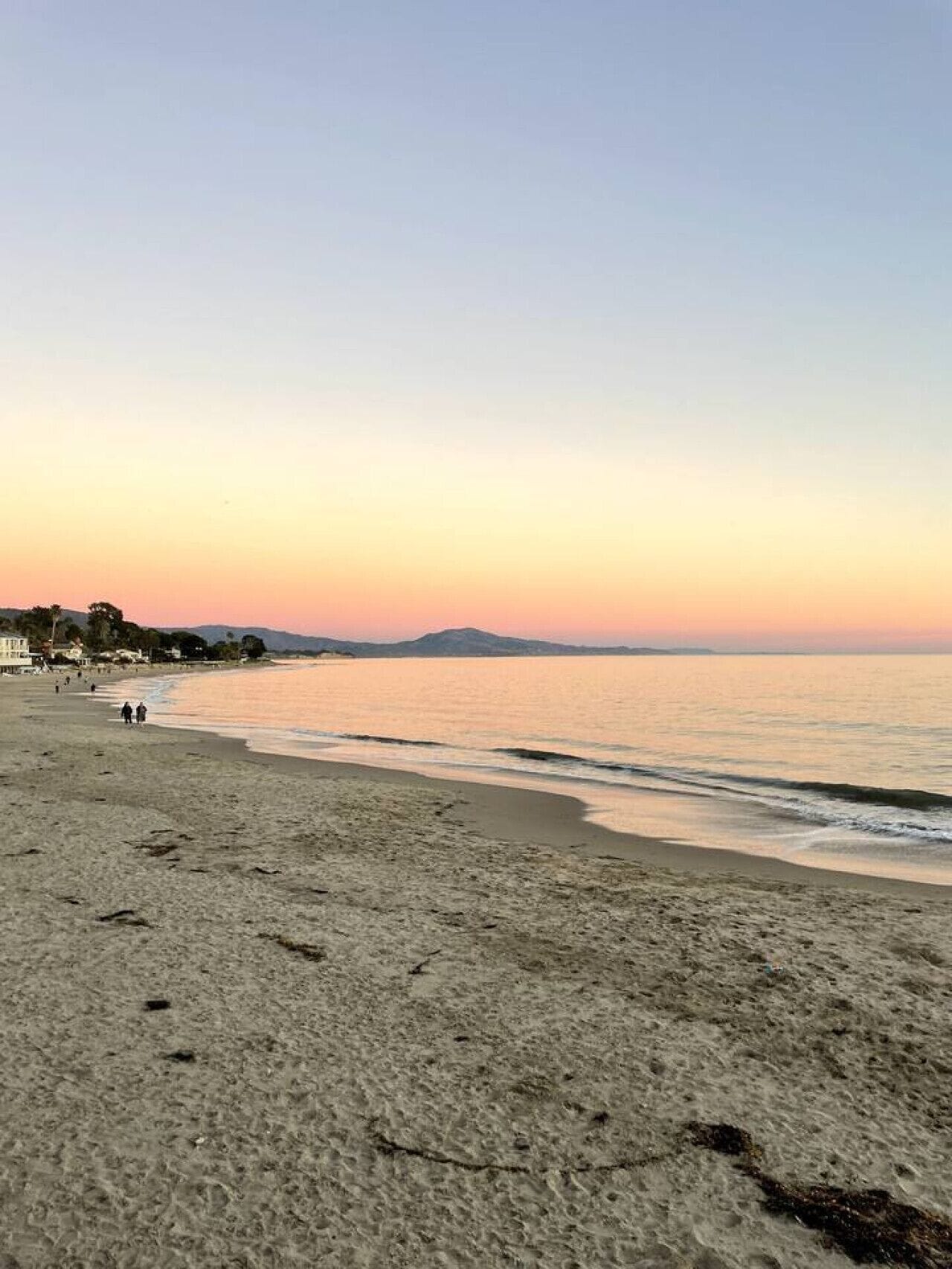 Platja a a prop 
