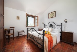 1 Schlafzimmer, Bügeleisen/Bügelbrett, Reisekinderbett, kostenloses WLAN