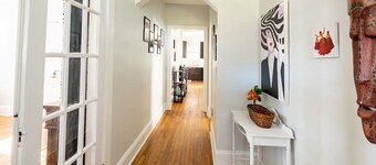 Globetrotter's Suite in Historic Richmond w/ Patio