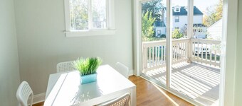 Globetrotter's Suite in Historic Richmond w/ Patio