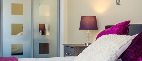 2 多间卧室、熨斗/熨衣板、免费 WiFi