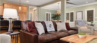 Hot Tub Pool Table GameRoom Grill Pool Tennis Golf