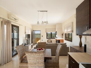 Superior Villa | Private kitchen | Full-size fridge, microwave, oven, stovetop - Villa Hibiscus (Platanias)