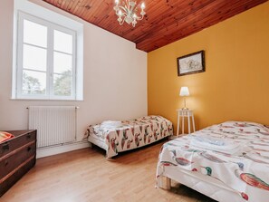 4 camere, Wi-Fi gratuito, lenzuola