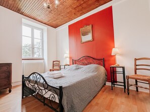 4 sovrum, gratis wi-fi och sängkläder