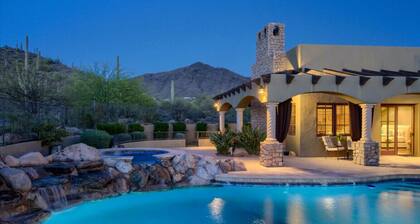 Romantic 4BR Hacienda | Pool, Spa | Close to Town