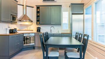 Fridge, microwave, dishwasher, cookware/dishes/utensils