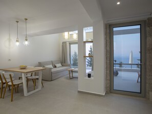 TV - Brand New Villa Ionion Theasis Armonia with sea view & private pool (Lefkada)