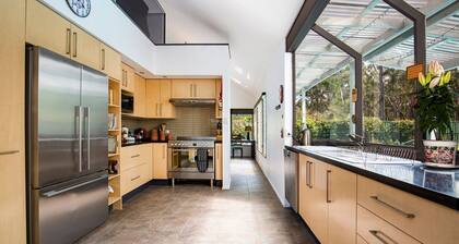 Grey Gables - Pet Friendly with Fireplace + Pool + Spa + Sauna