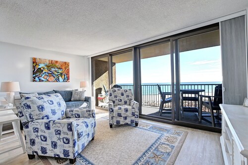 A Proper Beach Getaway with this 1 bedroom condo with Breathtaking views! Beach View! Can book with adjacent condo for larger group! Pool, Fitness Center, Private Beach, Tennis and Wifi available!