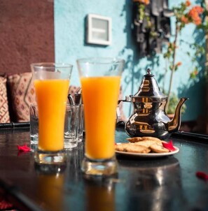 Daily continental breakfast (EUR 6 per person) - Dar Anne (Fes)